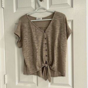 Women's Kaileigh Short Sleeve Knit Tie Front Top in Beige - Size L